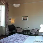 Plaza E De Russie - Relais & Chateaux فندق