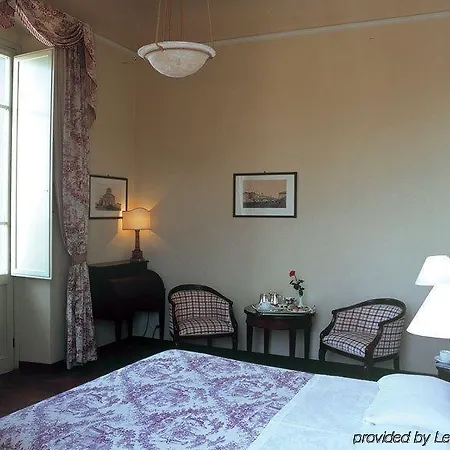 Plaza E De Russie - Relais & Chateaux Otel
