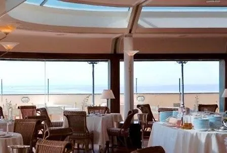 Plaza E De Russie - Relais & Chateaux Otel 5*