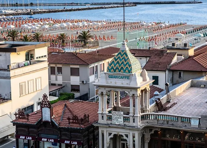 Hotel Plaza E De Russie - Relais&châteaux Viareggio