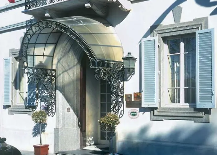 Plaza E De Russie - Relais&châteaux 5*