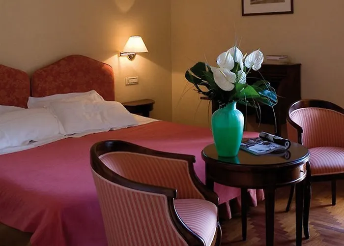 Plaza E De Russie - Relais&châteaux