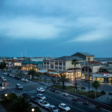 Hotel Plaza E De Russie - Relais & Chateaux Viareggio