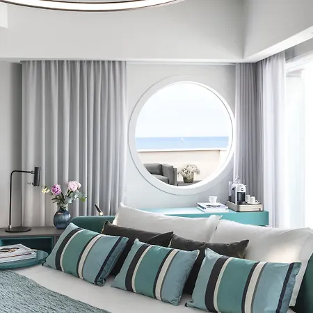 Plaza E De Russie - Relais & Chateaux 5*