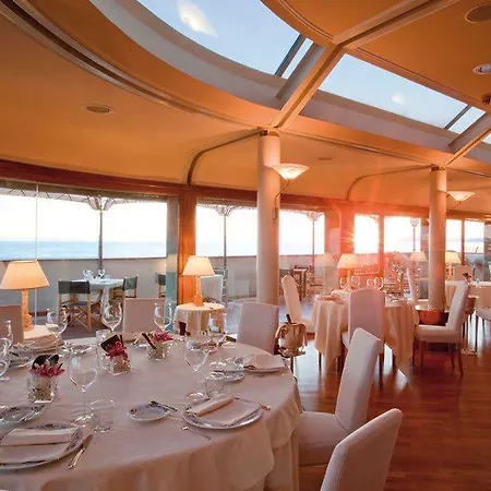 Hotel Plaza E De Russie - Relais & Chateaux Viareggio