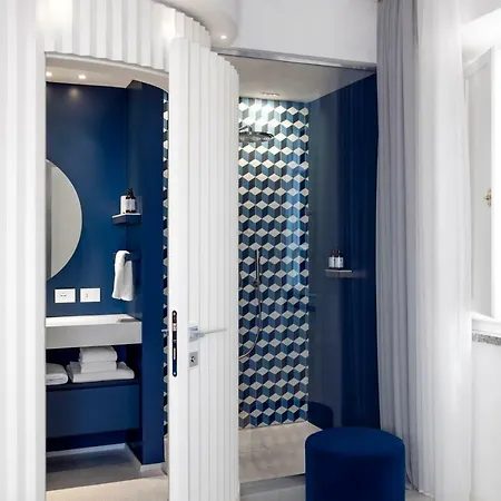 Plaza E De Russie - Relais & Chateaux 5*