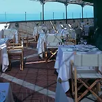 Plaza E De Russie - Relais & Chateaux Hotel 5*